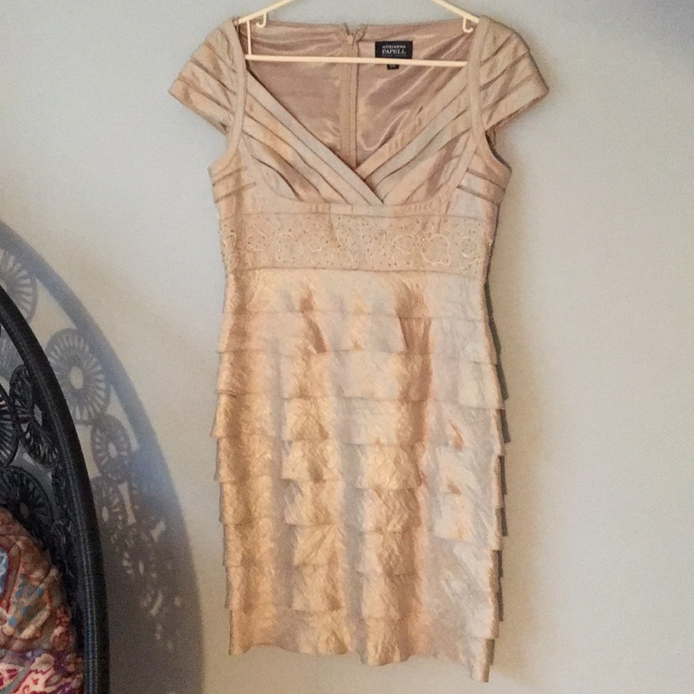 ADRIANNA PAPELL Gold Cocktail Dress